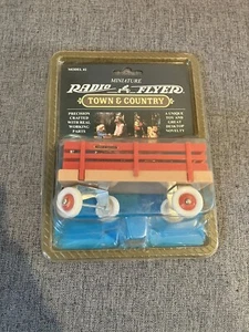 NEW Miniature Radio Flyer Town & Country Wagon Model #2 4.25" Long - Picture 1 of 2