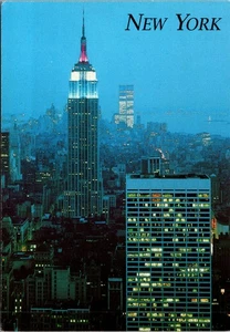 Postal iluminada Empire State Building Torres Gemelas Anochecer de Nueva York - Imagen 1 de 2