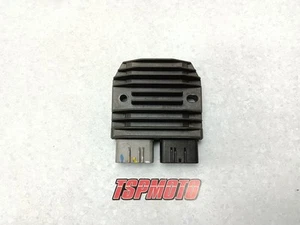 REGOLATORE TENSIONE ORIGINAL VOLTAGE REGULATOYAMAHA YZF R1 02-03 N507E - Foto 1 di 6