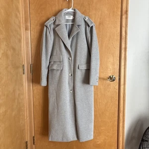 4th + Reckless Seana Boxy Long Line Oversize Menswear Inspired Trenchcoat Grau - Bild 1 von 8