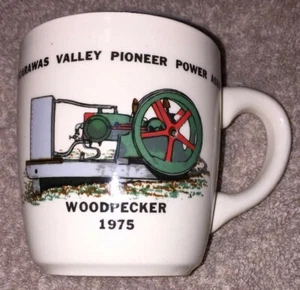 Tuscarawas Valley Pioneer Power WOODPECKER 1975 Ceramic Coffee Mug - USA - Picture 1 of 9
