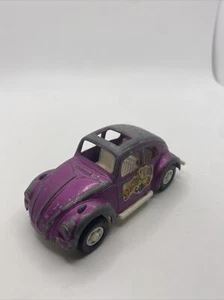 VINTAGE TOOTSIE TOY VW VOLKSWAGEN PURPLE STINGIN BUG TOY DIECAST CAR - Picture 1 of 5