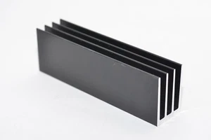 Solider Aluminium-Kühlkörper, ca. L160 x B35 mm, 50 mm Höhe, Alu Strangguß - Picture 1 of 5