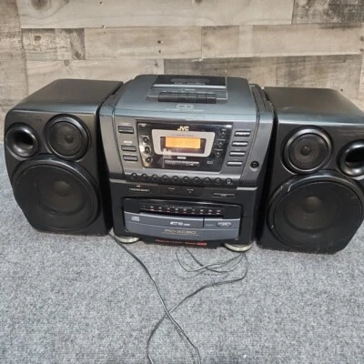 Sistema estéreo JVC PC-XC60 Boombox 10 discos cambiador de CD y cubierta de cinta de casete funciona Foto 1 de 4