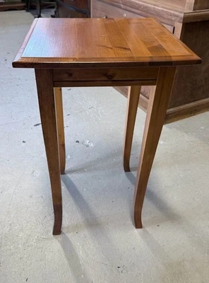 Vintage Wood Accent End Table Curved Legs Rectangular Lamp Stand 25” - Image 1 of 4