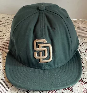 Cappello Berretto San Diego Padres New Era Fitted Verde Foresta Made in USA Taglia 7 1/4 - Foto 1 di 12