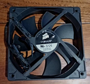 Großer Desktop-Gehäuselüfter schwarz Corsair A1225M12S 120 mm 3-polig 12 V 0,38 A - Bild 1 von 1