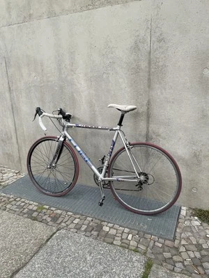 CUBE Rennrad Litening 28 zoll RH 56cm ULTEGRA - Bild 1 von 4