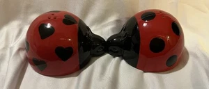 Ladybug Salt & Pepper Shakers Red Black Magnetic Ceramic Nose HTF Excellent - Picture 1 of 3