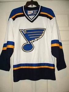 Men's CCM NHL St. Louis Blues White Hockey Jersey Size M w/Blue Beanie - Picture 1 of 4
