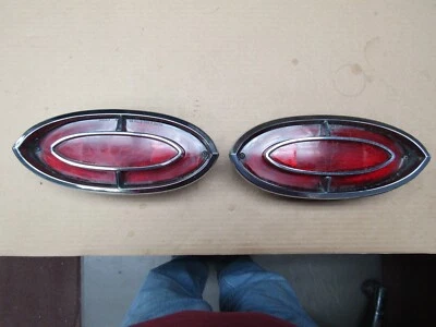 Oldsmobile Starfire 88 98 1962 juego de luces traseras izquierda derecha Foto 1 de 4