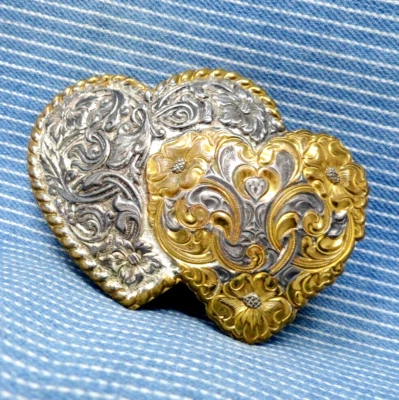 Hebilla de cinturón Country Hearts Vaquera Love SP Bronce De colección Años 80 Crumrine Mfg. GTA522 Foto 1 de 4