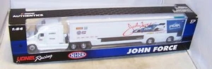 1:64 ACTION LIONEL 2018 PEAK NHRA FUNNYCAR HAULER TRANSPORTER JOHN FORCE JFR NIB - Picture 1 of 6