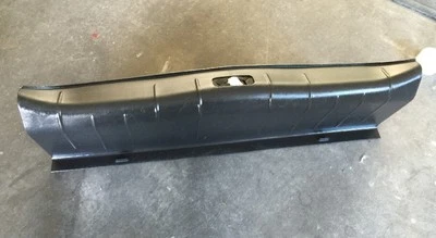 05-10 Pontiac GM OEM G6 внутренний задний порог отделка багажника пластиковая крышка 22703749 D21 - Изображение 1 из 3