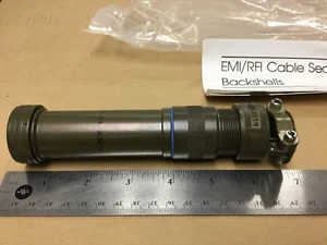 (1 PC) GLENAIR M85049/10-42W EMI/RFI Environmental Backshell 180° 22 Shell Size - Picture 1 of 2