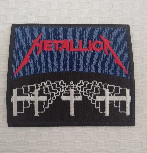 METALLICA PATCH ECUSSON Patch thermocollant croix  - Photo 1/1