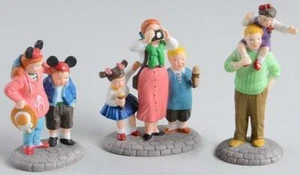"Disney Parks Family" Heritage Village Series, Dept. 56, New Old Stock w/ Box - Picture 1 of 1