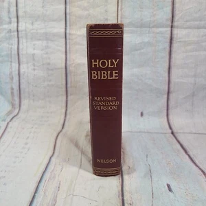 Vintage 1952 Revised Standard Version Bible Hardcover Burgundy - Picture 1 of 12