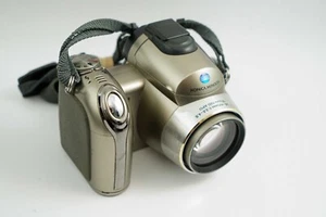 Konica Minolta DiMage Z6 6.0 Megapixel Digital Camera - Picture 1 of 6