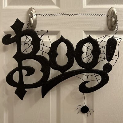 halloween black metal glitter Boo! sign wall decoration Hanging spider - Image 1 of 4