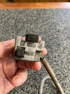 Oldtimer Youngtimer Motorrad Lucas 181S untere Hälfte von L/H Schaltgetriebe - Bild 1 von 4