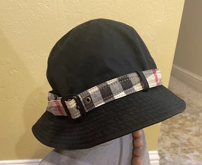 Sombrero de lluvia Burberry Nova Check Bucket, grande, Burberry Outlet Florencia Italia Foto 1 de 4