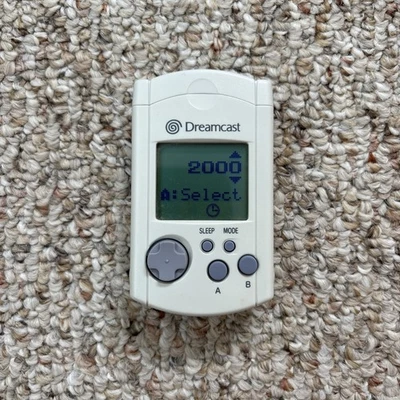 Unidad de memoria visual blanca VMU (Sega Dreamcast) OEM HKT 7000 EE. UU. con cubierta probada Foto 1 de 3