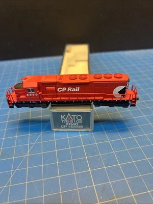 Kato HO EMD SD40 Diesel CP RAIL #5559 DCC 176-2102 - Image 1 of 4