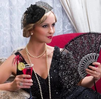 Sombrero Fascinador Malla Pluma Negra Clip para el Pelo Boda Té Cóctel Fiesta Halloween Foto 1 de 4