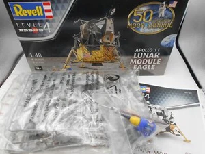 REV03701 By REVELL Apollo 11 Módulo Lunar Eagle 1/48 - Imagen 1 de 3