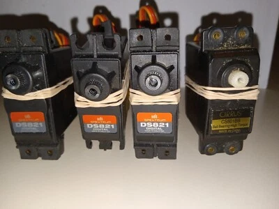 Spektrum & Cirrus Servos Used Tested Set Of 4 - Image 1 of 2