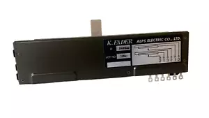 1x potenziometro scorrevole ALPS, Fader, Poti, 100kΩ stereo lineare, RSA0K12 - Foto 1 di 2