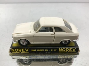 NOREV 147 PEUGEOT 204 COUPE - PLASTIC -WHITE 1:43- GOOD ON BASE - 470 - Imagen 1 de 9