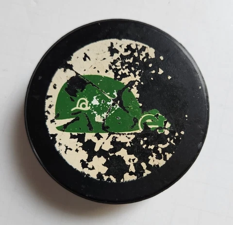 1970’s Hartford Whalers WHA Puck Cover