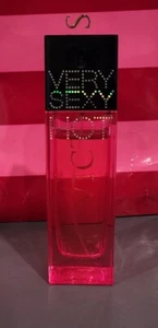 Victoria's Secret VERY SEXY HOT 2.5 oz Eau De Parfum EDP Spray 90% RARE - Picture 1 of 4