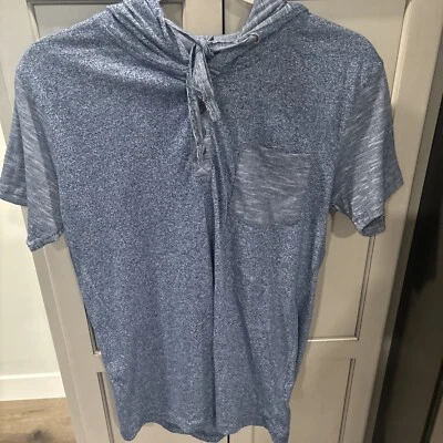 Camisa con Capucha Dikotomy Para Hombre Talla M Azul Manga Corta Bolsillo Para Hombre Mediana Foto 1 de 4