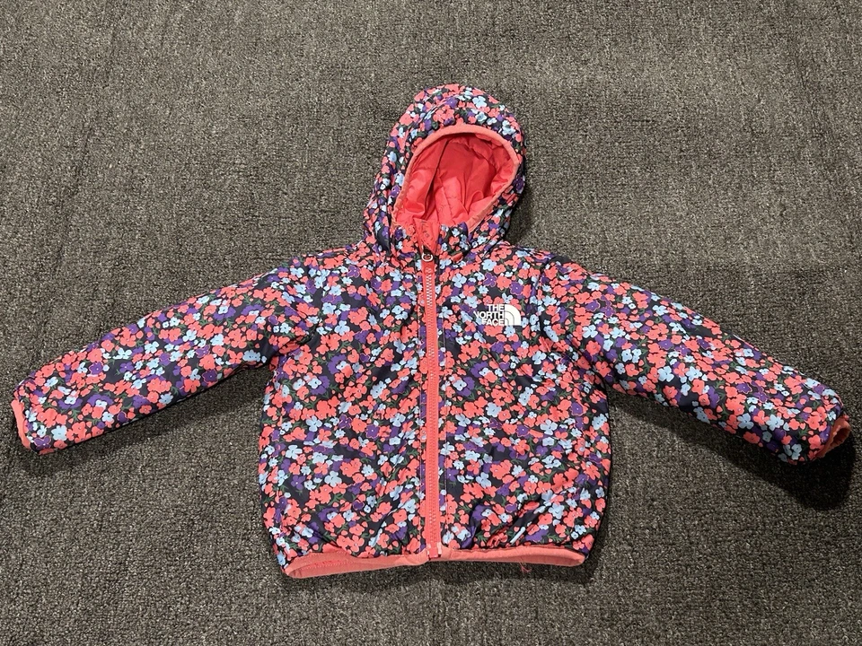 Chaqueta con Capucha Reversible The North Face Niñas Pequeñas 2T Floral Rosa Cremallera Completa Foto 1 de 4