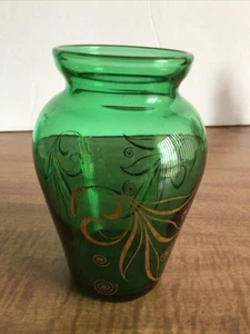 Vintage Small Green Glass Vase with Gold Leaf & Swirl Design - Picture 1 of 5