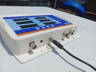 Bluelab Pro Controller - Image 1 of 4