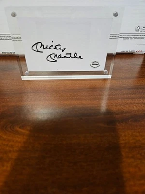 Mickey Mantle Signed 3x5 Autographed Index Card w/ COA  & Case NY Yankees HOF - Image 1 of 4