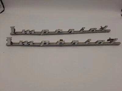  (2) Emblemas de guardabarros Chrysler Imperial 1951-53 1371952 con pasadores (14" de largo) Foto 1 de 4