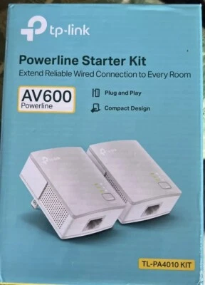 TP-Link TL-PA4010 KIT Powerline Starter Kit Internet Extender NUOVO/SCATOLA APERTA - Immagine 1 di 2