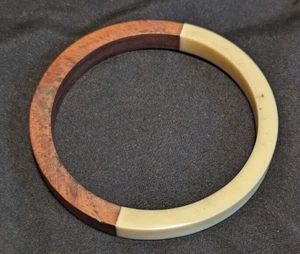 Wood / Bakelite Bracelet Chocolate/Vanilla Size 7.5 (2.5 inch inside diameter) - Picture 1 of 1