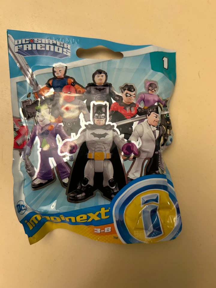 Imaginext Vixen Mini Figure From DC Super Friends Series 3 Blind Bag