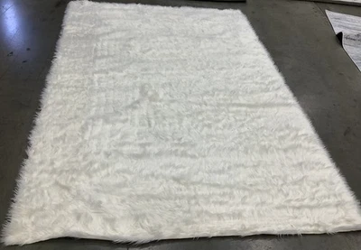 Alfombra Mancha Trasera Marfil 6'-0" x 9'-0", Precio Reducido 1172682294 FSS235A-6 Foto 1 de 4