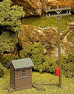 Atlas HO Telephone Shanty & Pole 1-3/8 x 3-1/16in 3.5 x 7.8cm 705 - Picture 1 of 1