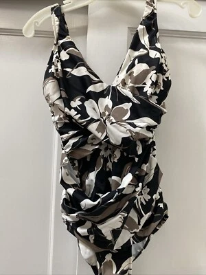 INC International Concepts 夏威夷花卉黑色白色棕褐色 1 件泳装 8 码 — 第 1/4 张图片
