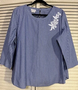 NWOT Van Heusen Women's Blue White Stripe Embroidered Size XL Top - Bild 1 von 8