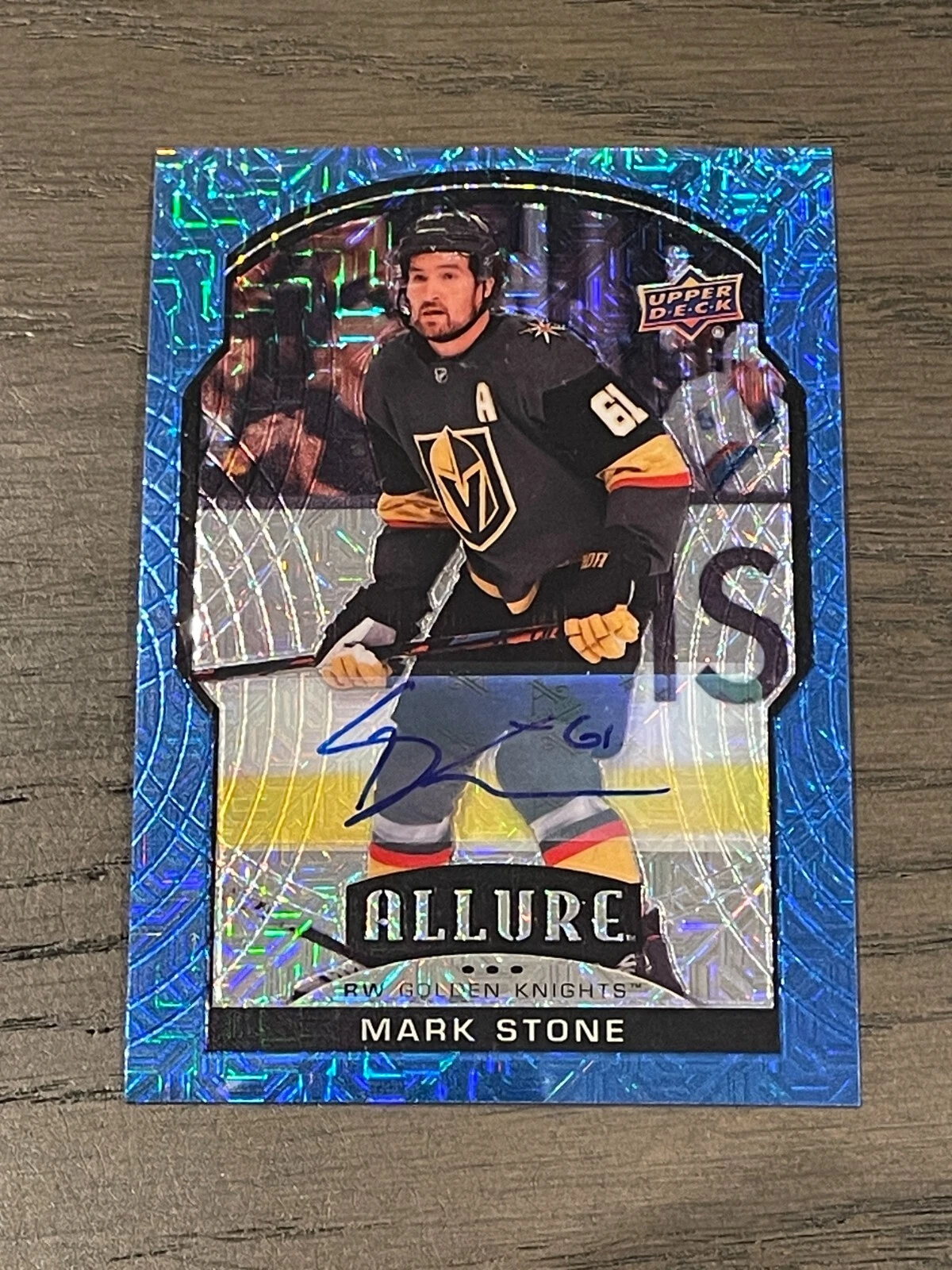 2020-21 Upper Deck Allure Blue Line Autographs Mark Stone #13 Golden Knights /35