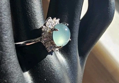 Anillo ajustable de circón cúbico de plata de ley 925 jadeíta verde Birmania  Foto 1 de 4
